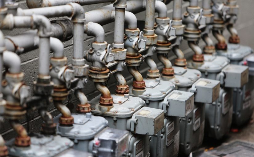 Całe podzespoły maszyn bądź urządzeń na prąd mogą z czasem ulec zniszczeniu